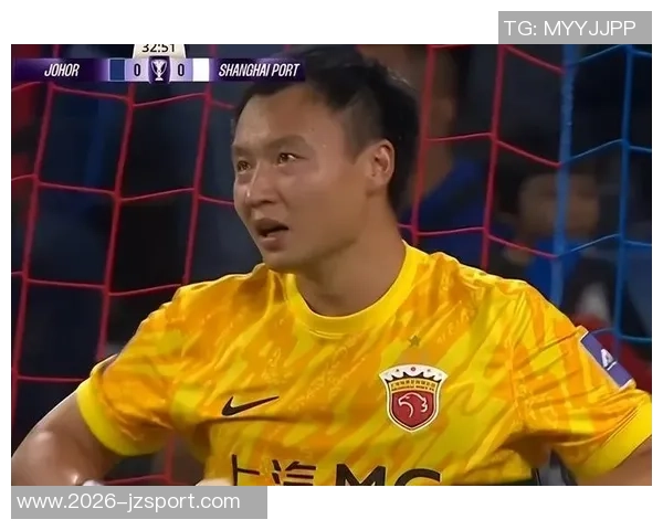 柔佛后卫与陈威赛后闲聊回顾48脚打门的精彩对决